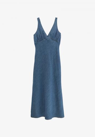 Джинсовый комбинезон