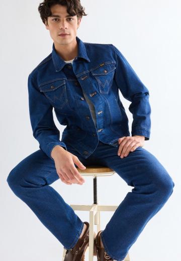 Джинсовая куртка