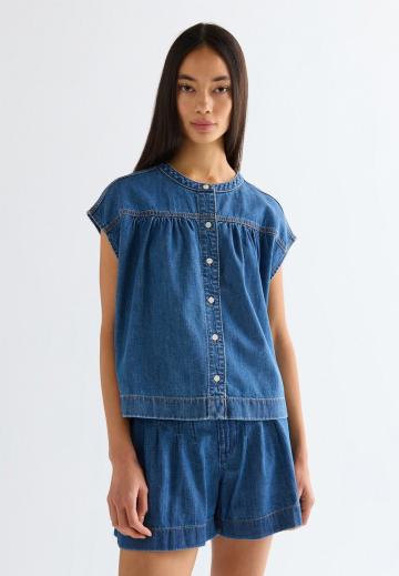 Джинсовая жилетка