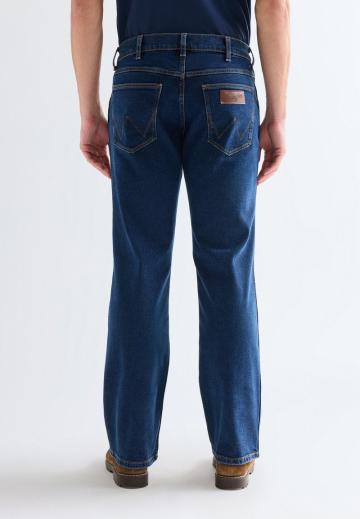 Клешеные джинсы