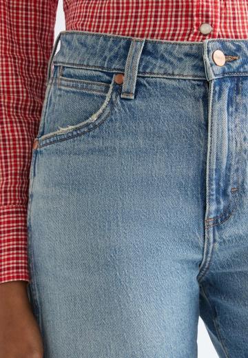 Джинсовые шорты