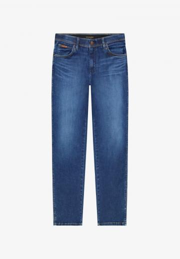 Узкие джинсы