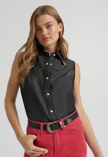 Джинсовая жилетка