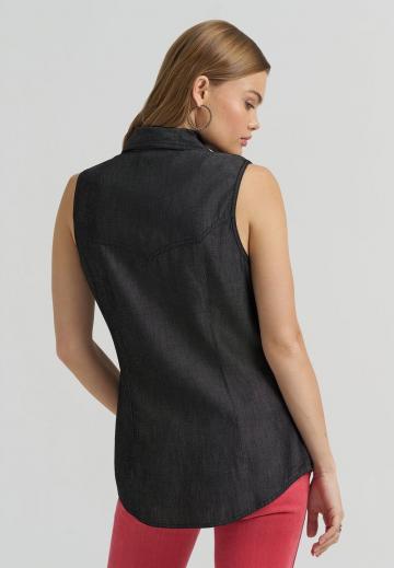 Джинсовая жилетка