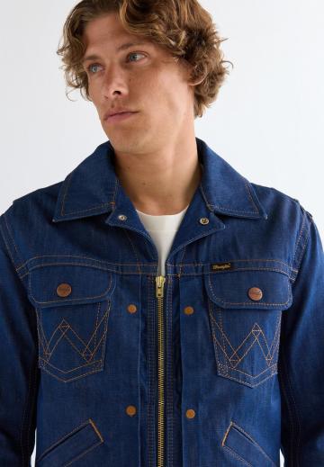 Джинсовая куртка