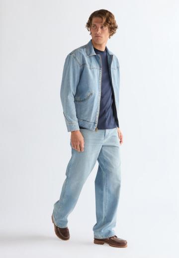 Джинсовая куртка