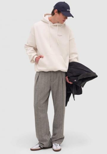 Пуловер с капюшоном