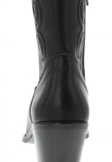 Ковбойские сапожки