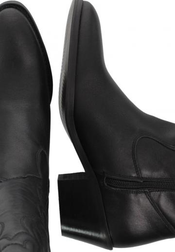 Ковбойские сапожки