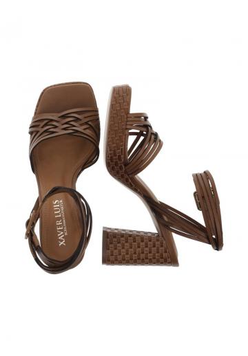 Босоножки на платформе