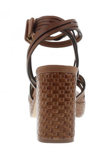 Босоножки на платформе