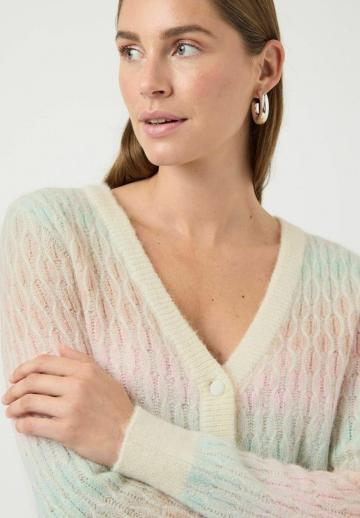 Жаккардовая вязаная кофта