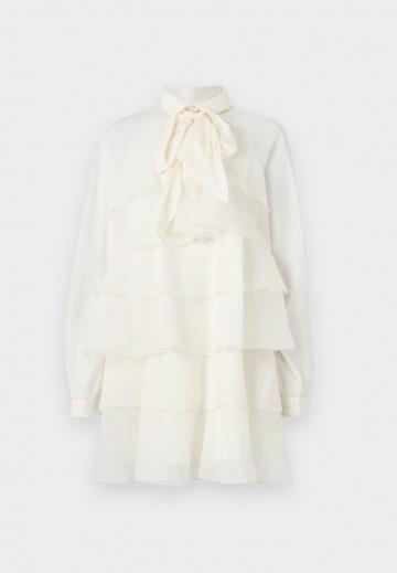 Короткое платье