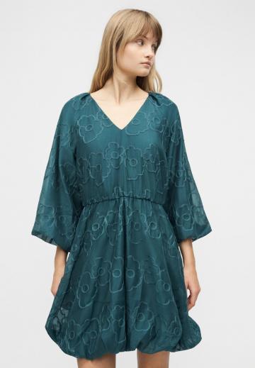 Короткое платье