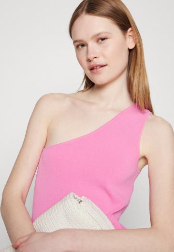 Топ на одно плечо