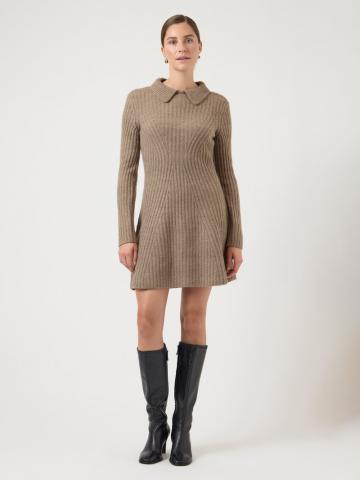 Вязаное платье