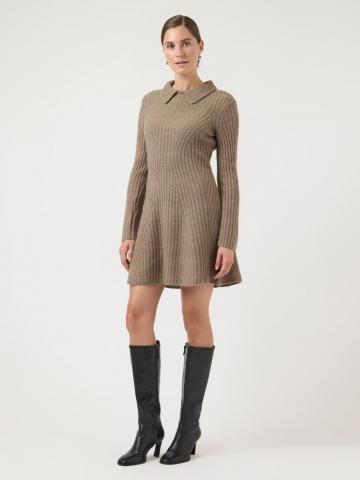 Вязаное платье