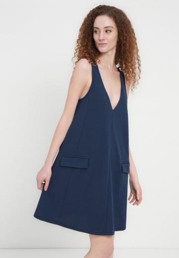 Короткое платье