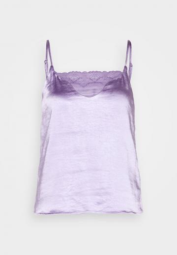 Топ на бретельках