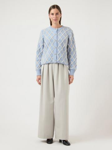 Жаккардовая вязаная кофта