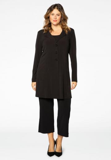 Короткое пальто