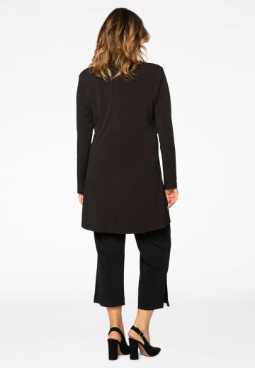 Короткое пальто