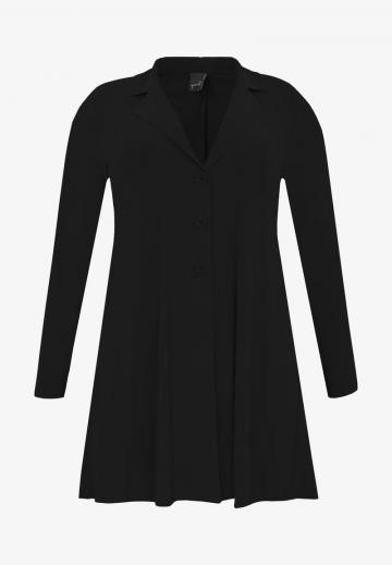 Короткое пальто