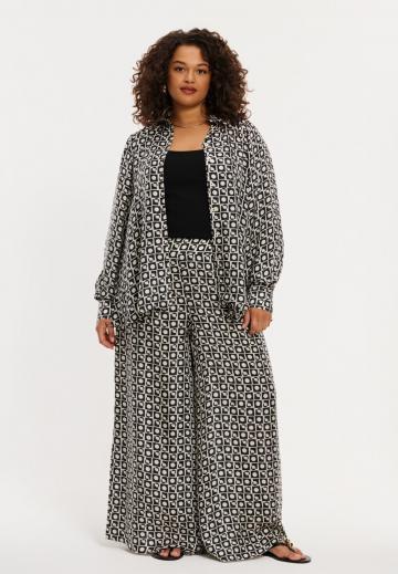 Широкие брюки