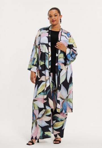 Длинный жилет