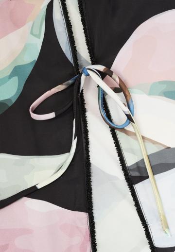 Длинный жилет