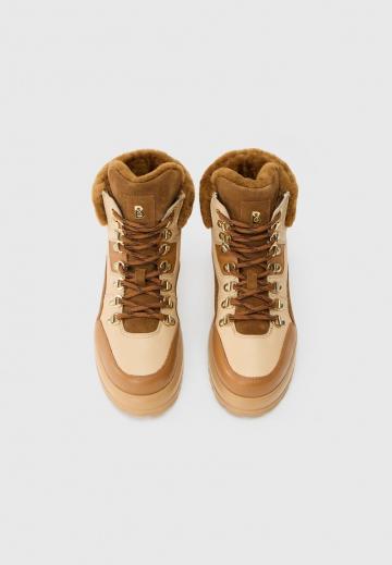 Зимние ботинки