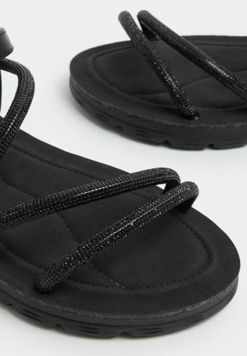 Босоножки на танкетке