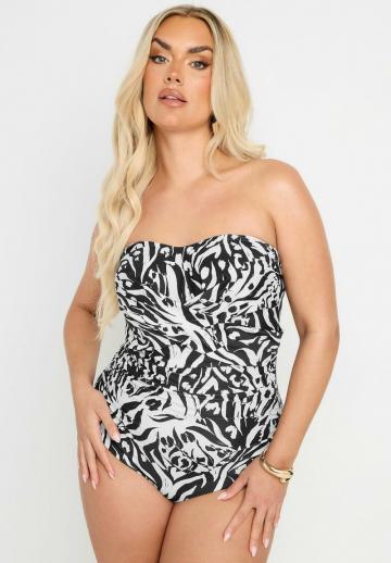 Слитный купальник