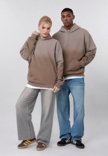 Пуловер с капюшоном