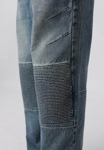 Свободные джинсы