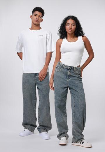 Свободные джинсы