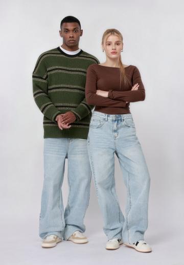 Свободные джинсы