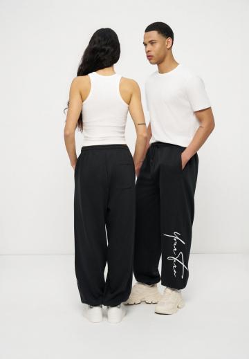 Спортивные штаны