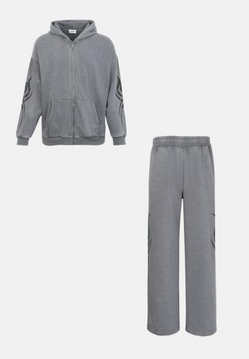 Спортивный костюм