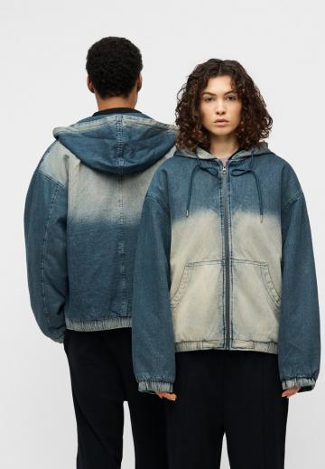 Джинсовая куртка
