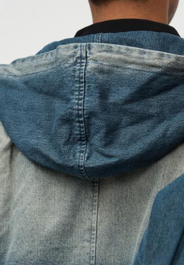 Джинсовая куртка