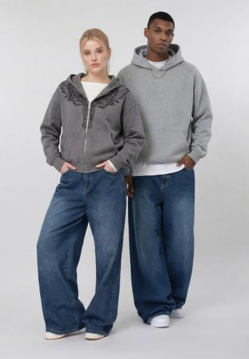 Свободные джинсы