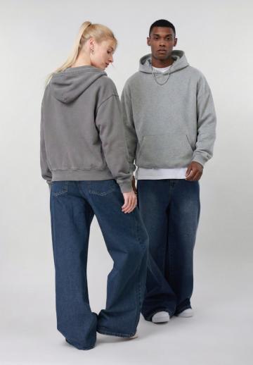 Свободные джинсы