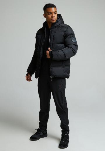 Зимняя куртка