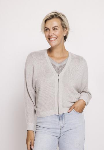 Вязаная кофта