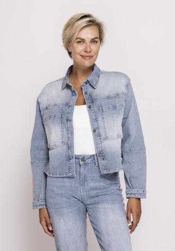 Джинсовая куртка