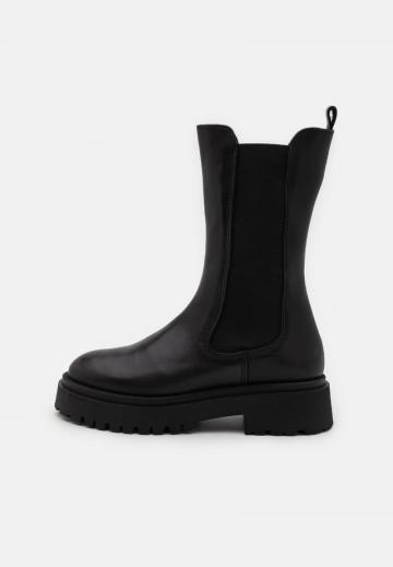 Сапоги на платформе