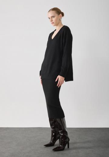 Высокие сапоги