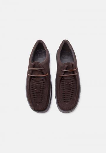 Ботинки на шнуровке