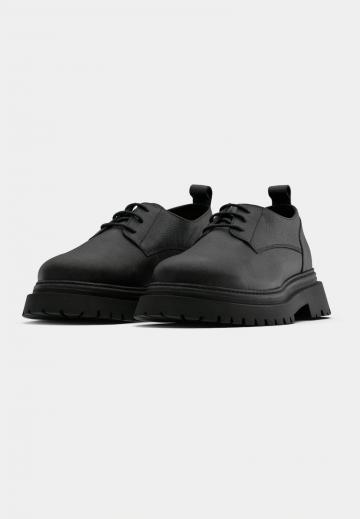 Ботинки на шнуровке